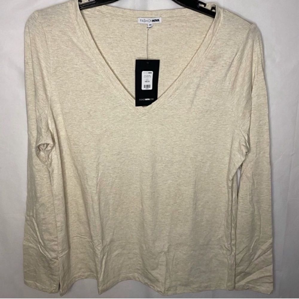 Fashion Nova long sleeve V-neck shirt size 3X